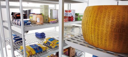 Stellingkasten en legbordstellingen haccp voor de koelcel, laboratorium, apotheek en ruimtes waar hygiëne een absolute vereiste is.